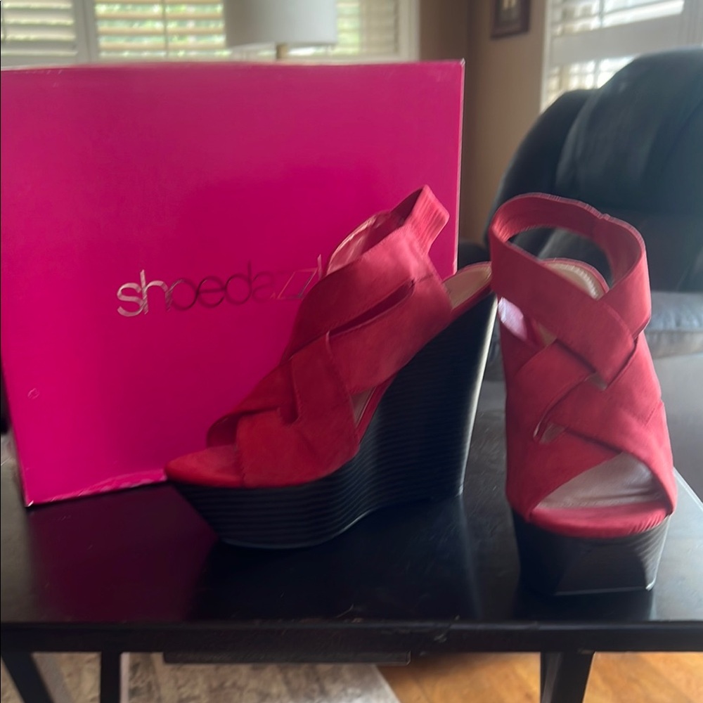 Shoe Dazzle Women's Red Wedge Sandals